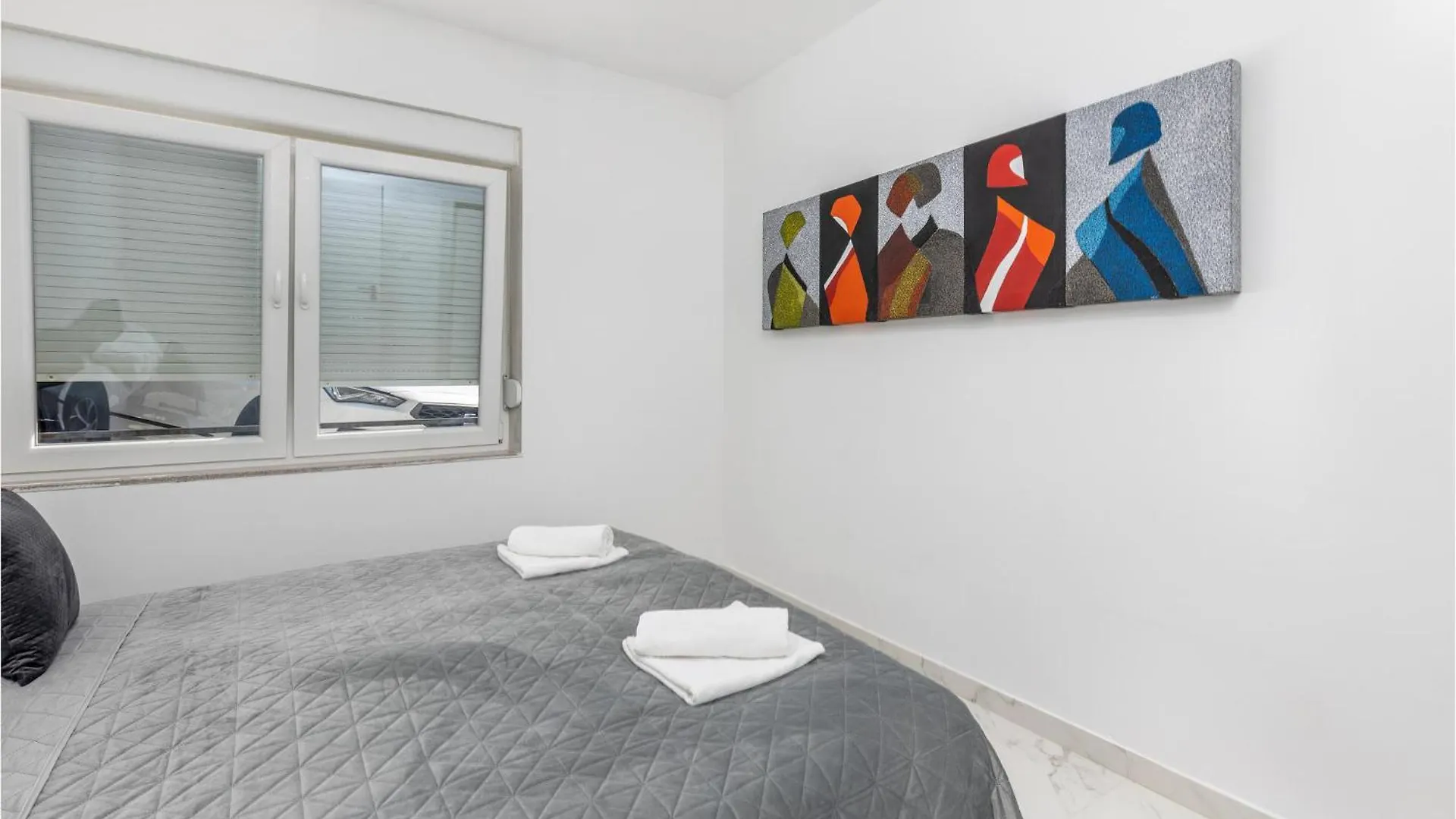 2 Bedroom Amazing Apartment In Fiume