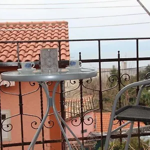Tinino Apartment